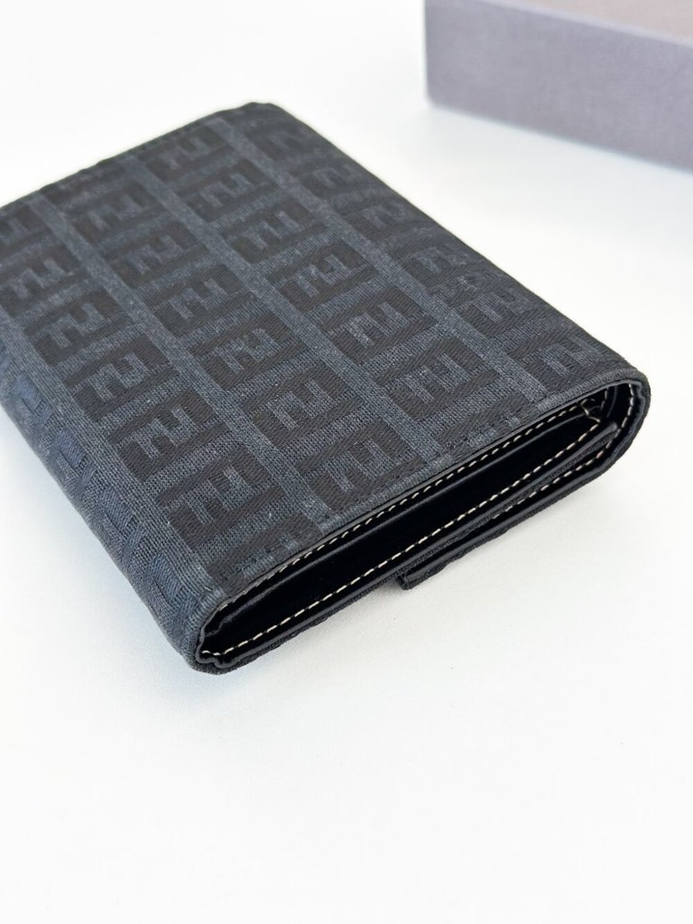 Fendi Zucchino Wallet Black - Picture 5 of 15
